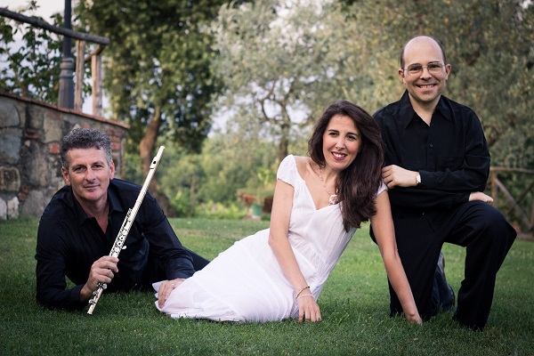 Concerto “L’Opera in Salotto”. Trio Opera Viwa. Piazza di Ambra (Bucine) 13/08/2015