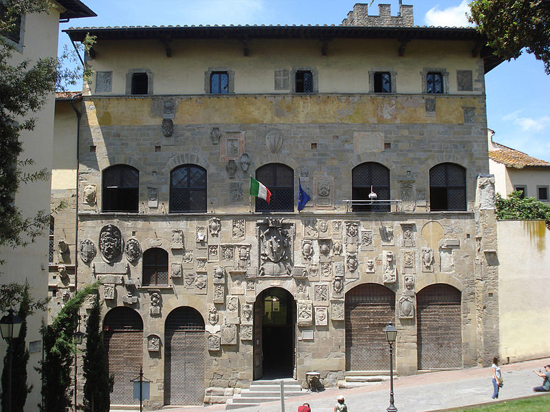 Cortile della Biblioteca (Arezzo)